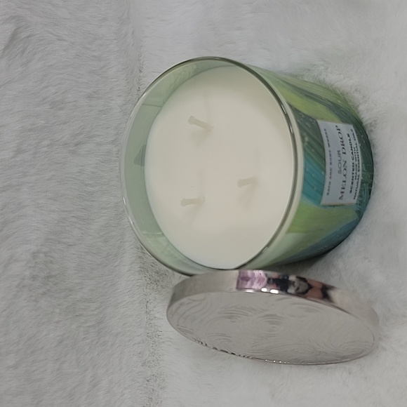 Bath & Body Works Sour Melon Drop 14.5 oz 3 Wick Candle - Picture 2 of 4